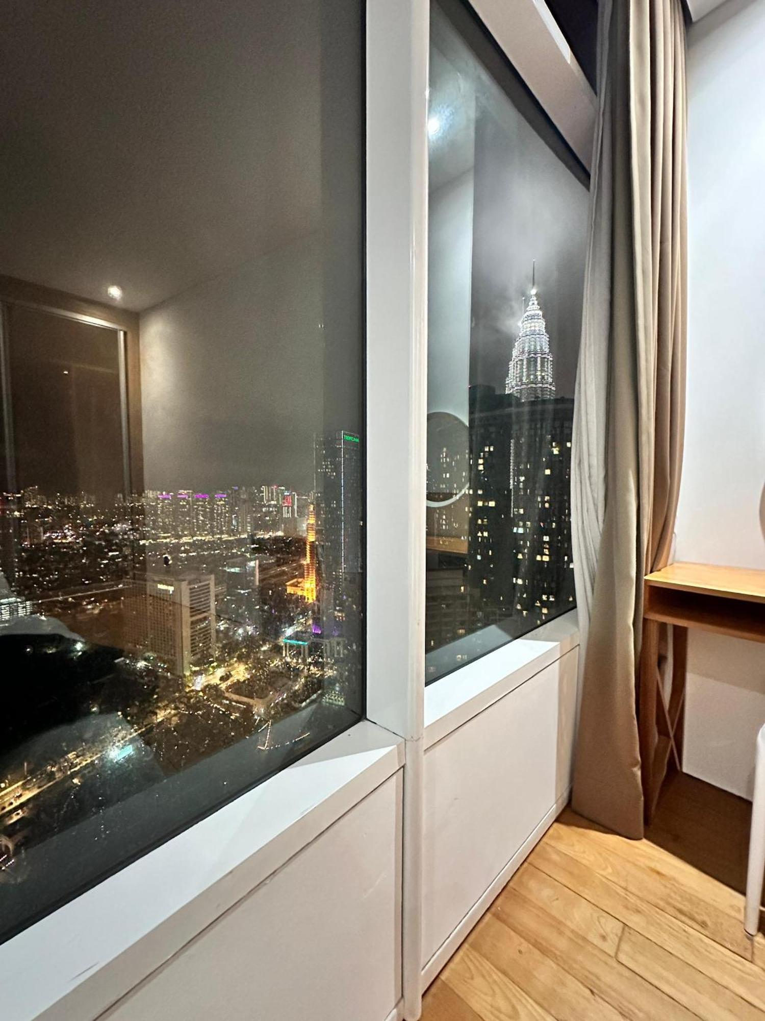 Vortex Hotel Suites Klcc At Kuala Lumpur City Center Экстерьер фото