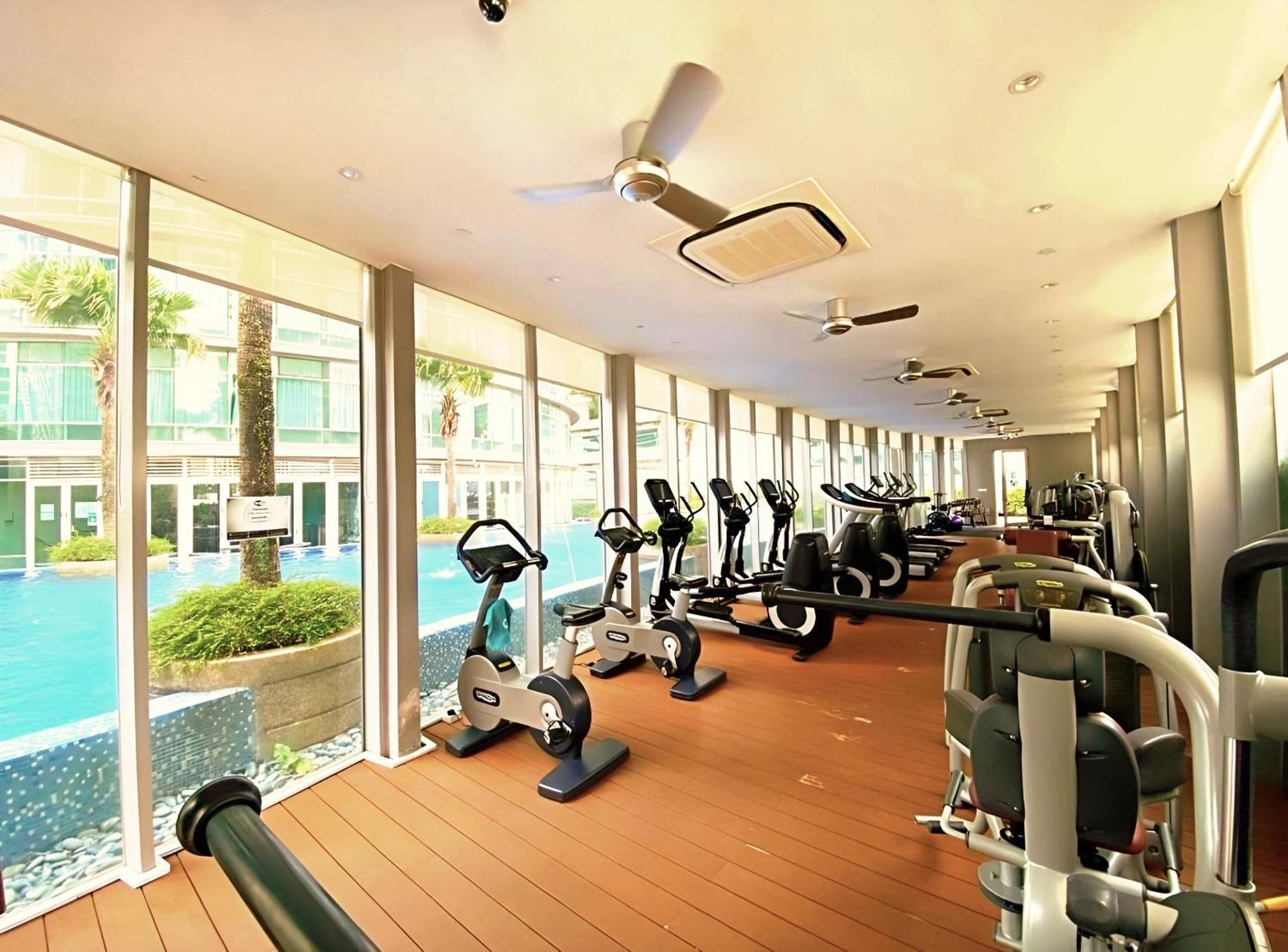 Vortex Hotel Suites Klcc At Kuala Lumpur City Center Экстерьер фото